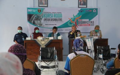 HDI Tahun 2020, 41 Penyandang Disabilitas Ngawi Terima Bantuan Kursi Roda dan Kruk