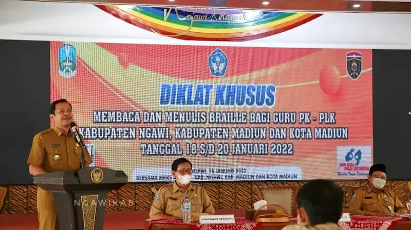Diklat  Membaca dan Menulis Braille, Tingkatkan Kompetensi Guru PK – PLK
