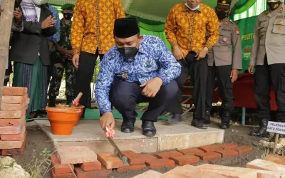 Peletakan Batu Pertama Pembangunan  PA. Al Munawwarah, Bupati Ngawi Harapkan Bisa Tampung Anak Yatim Lebih Banyak