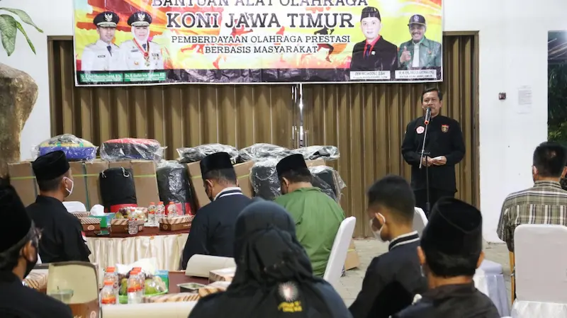 Perguruan Pencak Silat Ngawi, Terima Bantuan Peralatan