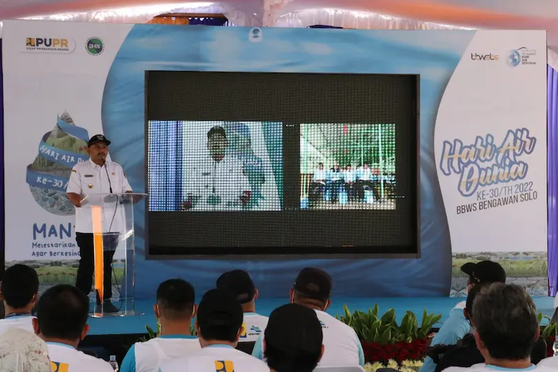 Hadiri Peringati Hari Air Sedunia Ke 30 Bupati Ngawi Lakukan Tanam Pohon