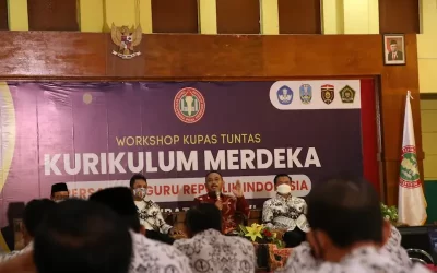 PGRI Ngawi Gelar Workshop Kupas Tuntas Kurikulum Merdeka
