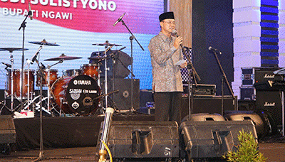 Pisah Sambut Kapolres Ngawi di Gor Bung Hatta Dimeriahkan Ari Lasso Band