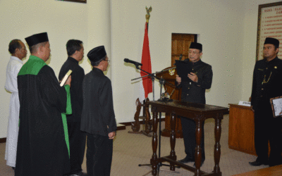 Bupati Ngawi Melantik 7 Kepala Sekolah
