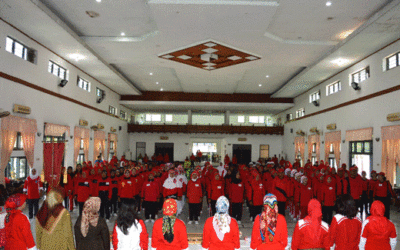 Kecamatan Ngawi Juara Senam Bugar Lansia