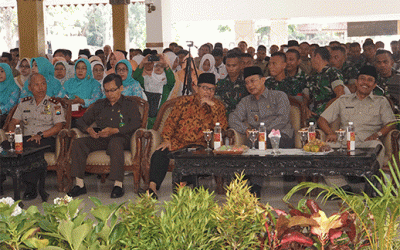 Momen Maulid Nabi Muhammad SAW 1438H/2017M Memperkuat Kerukunan Dalam Mempertahankan 4 Pilar Kebangsaan Indonesia